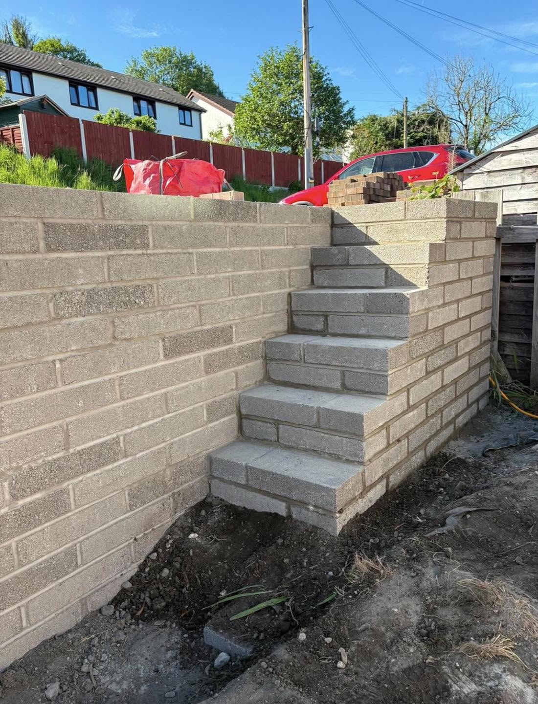 retaining wall with block steps
